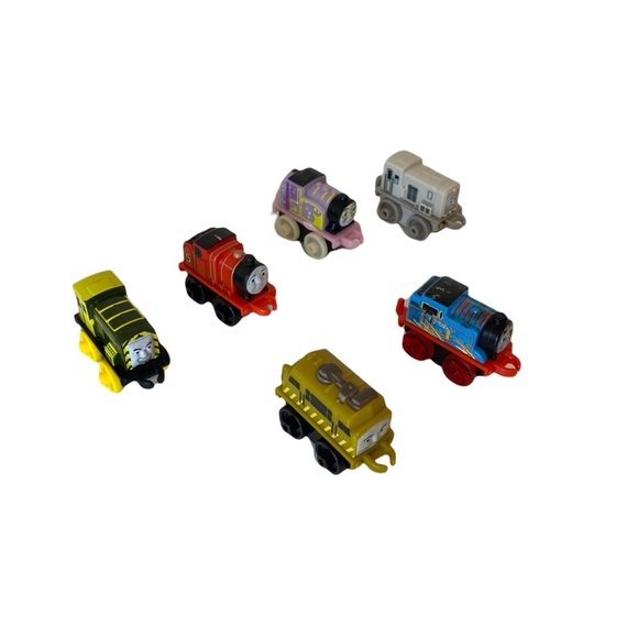 14 pc Thomas & Frieinds MINIS Train Engines - Picture 3 of 3